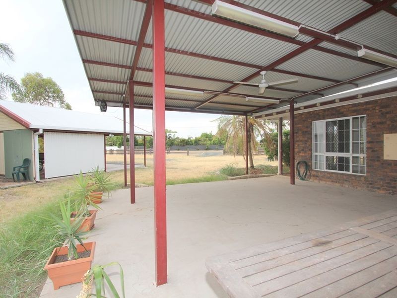17 Quinn St, Emerald QLD 4720