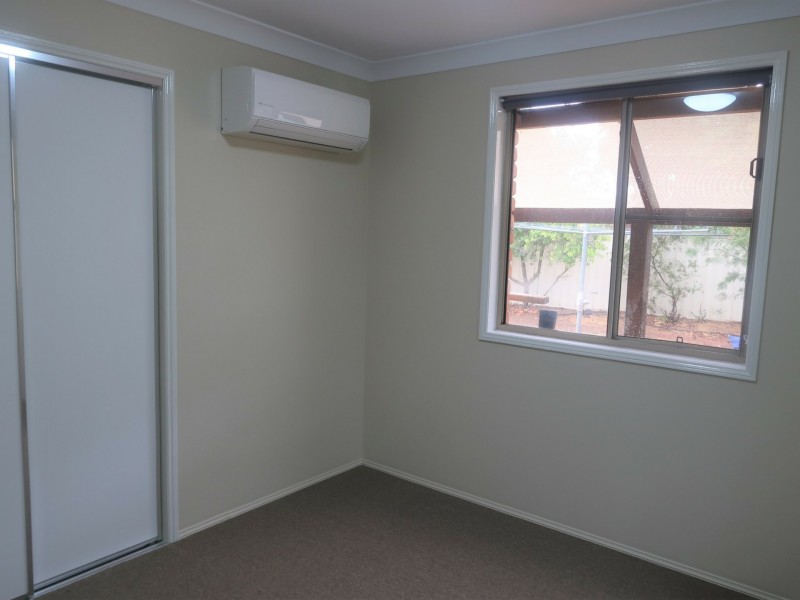 9 Cowan Crescent, Emerald QLD 4720