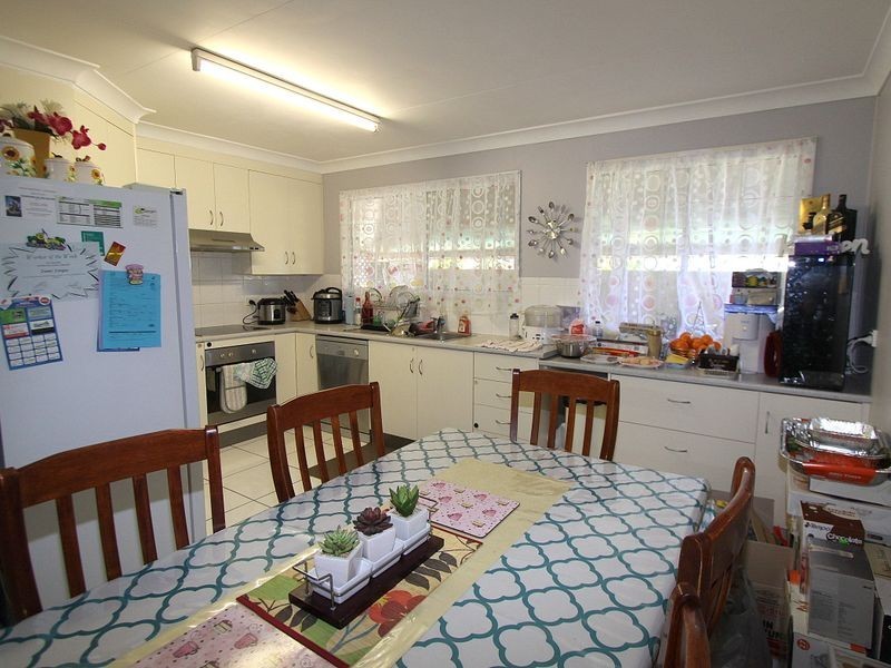 7 Luck Place, Emerald QLD 4720