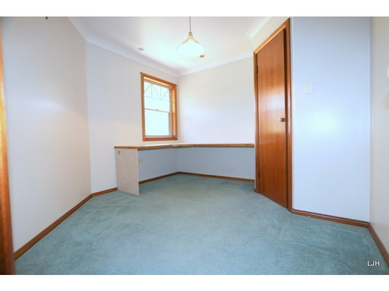 1 Peppertree Lane, Emerald QLD 4720