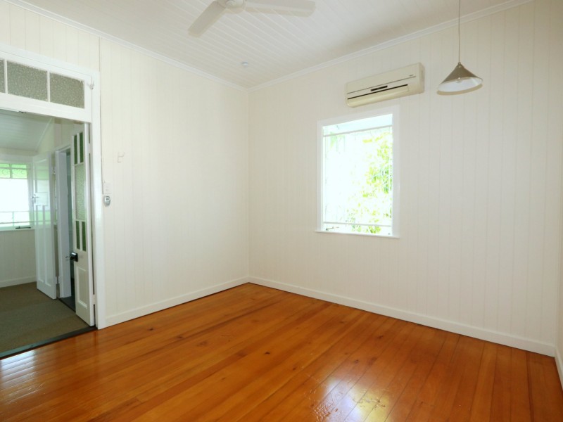 87 Anakie Street, Emerald QLD 4720