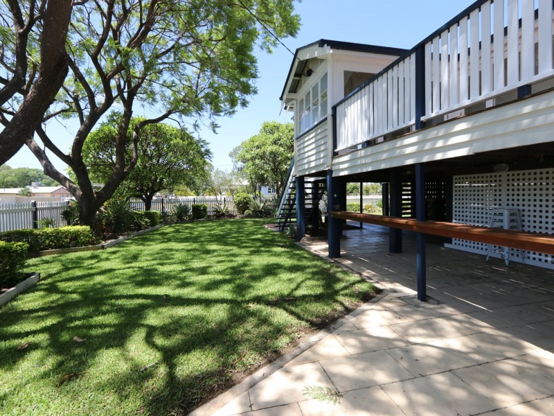 87 Anakie Street, Emerald QLD 4720