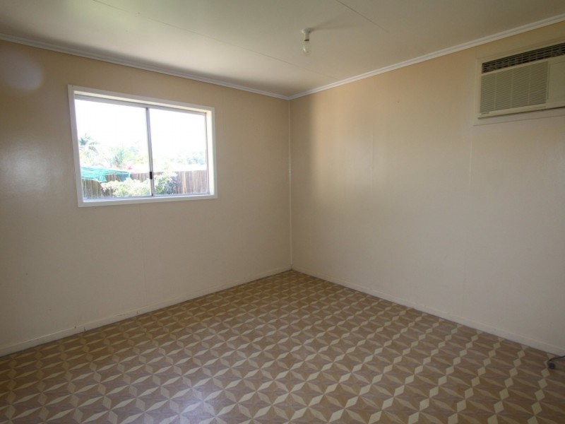 12 Gene Street, Emerald QLD 4720