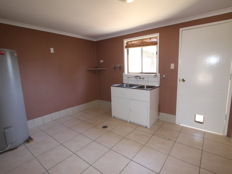 12 Gene Street, Emerald QLD 4720