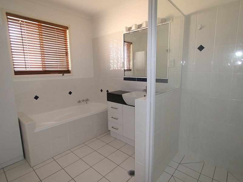 7 Barbara Court, Emerald QLD 4720