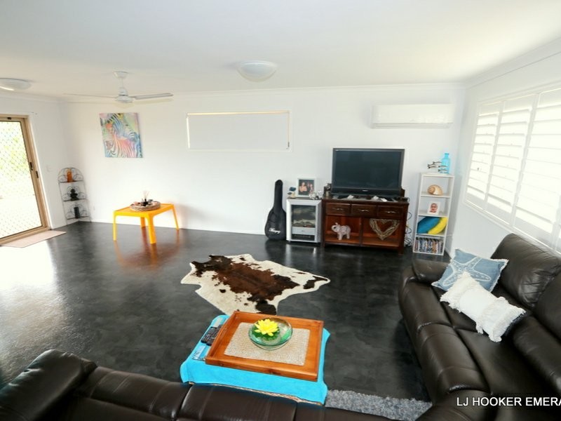 11 Frank Bell Street, Emerald QLD 4720