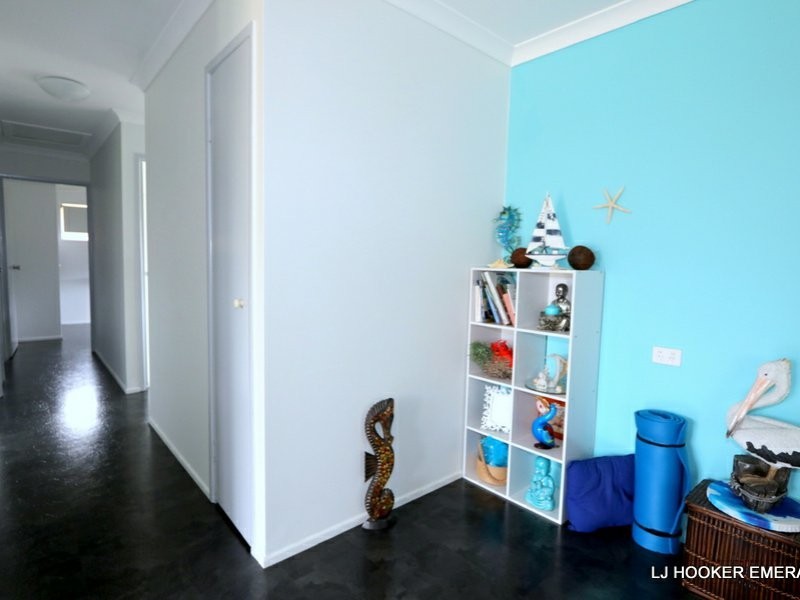 11 Frank Bell Street, Emerald QLD 4720
