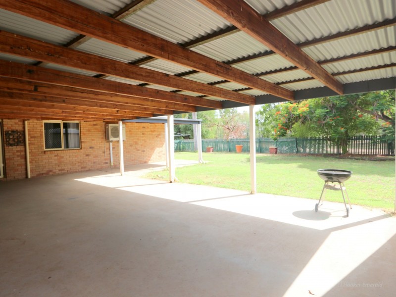 22 Kidd Street, Emerald QLD 4720