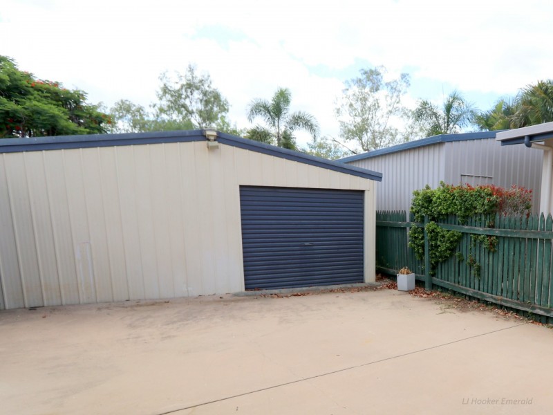 22 Kidd Street, Emerald QLD 4720