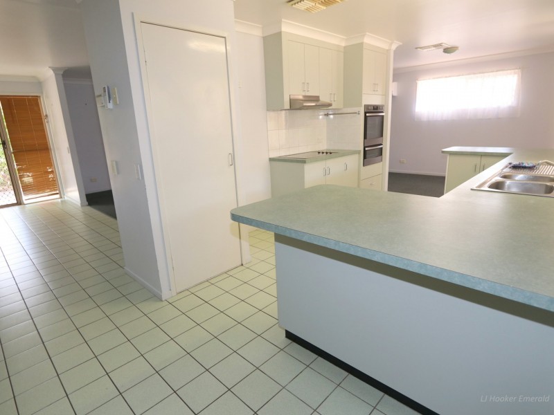 22 Loch Street, Emerald QLD 4720