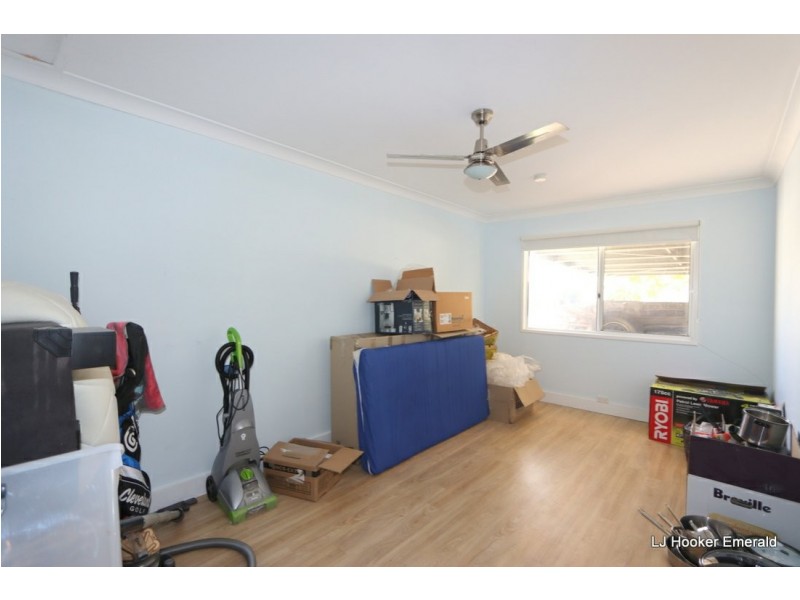 12 Cowan Crescent, Emerald QLD 4720