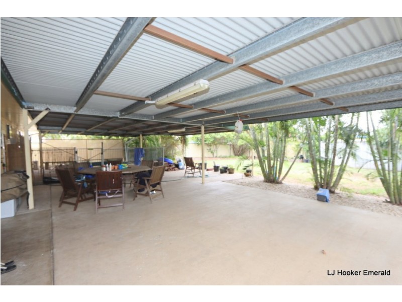 12 Cowan Crescent, Emerald QLD 4720