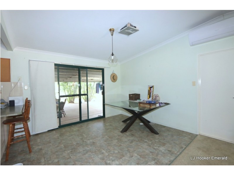 12 Cowan Crescent, Emerald QLD 4720