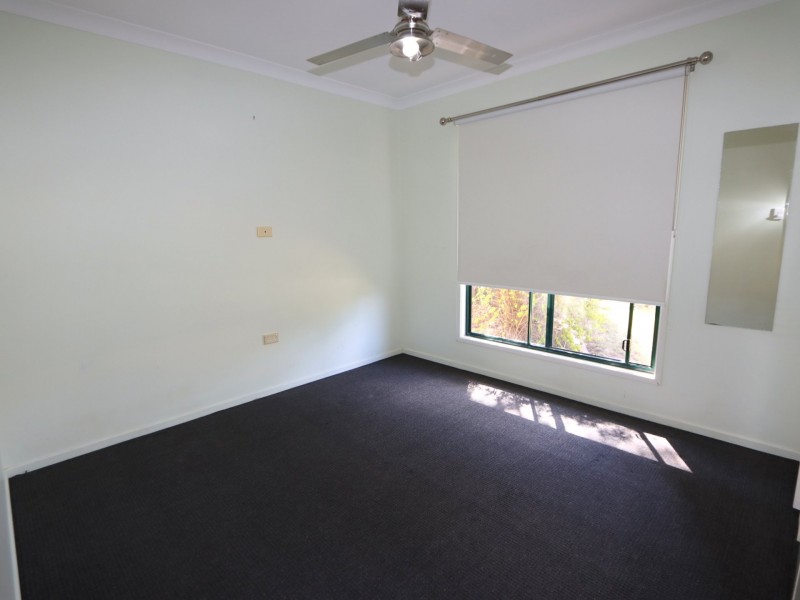 12 Cowan Crescent, Emerald QLD 4720