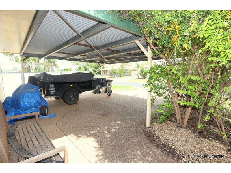 12 Cowan Crescent, Emerald QLD 4720