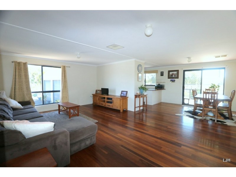 5 Coolibah Pl, Emerald QLD 4720