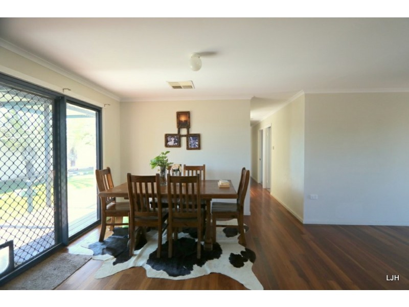 5 Coolibah Pl, Emerald QLD 4720