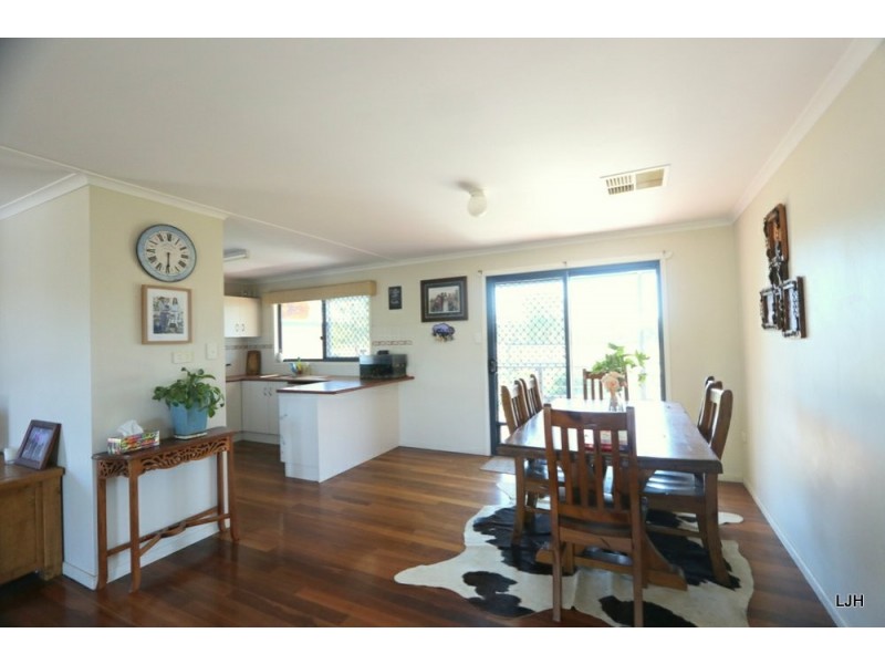 5 Coolibah Pl, Emerald QLD 4720