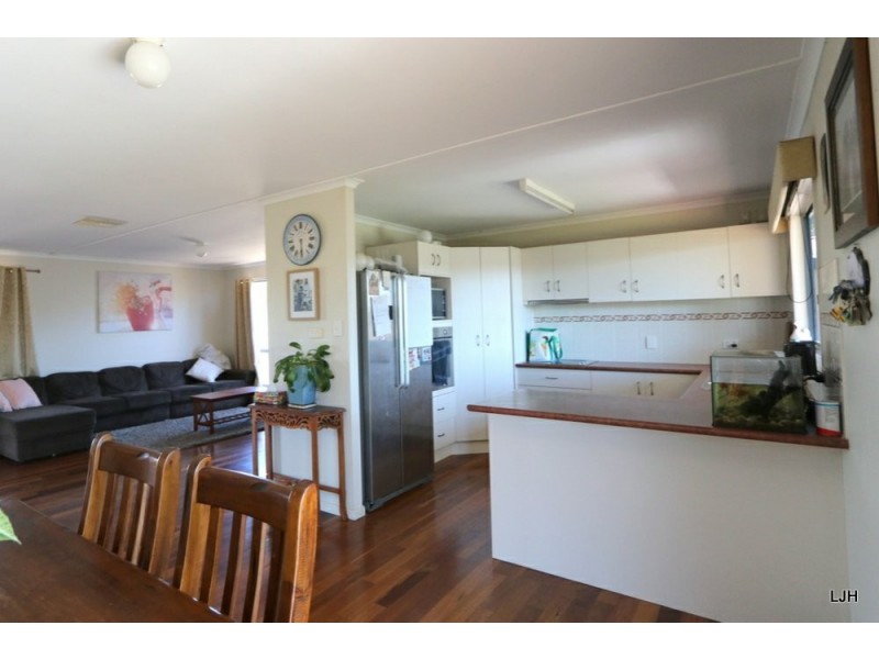 5 Coolibah Pl, Emerald QLD 4720