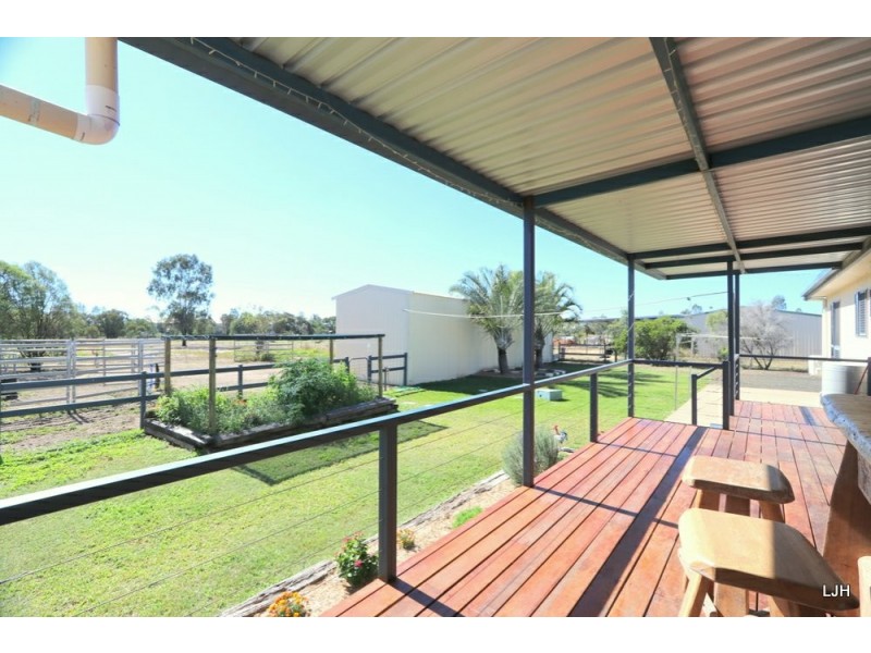 5 Coolibah Pl, Emerald QLD 4720