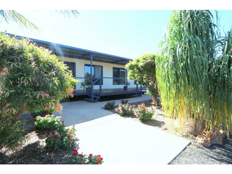 5 Coolibah Pl, Emerald QLD 4720