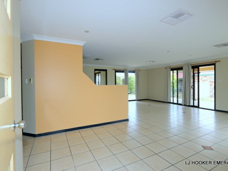 36 Andrews Road, Emerald QLD 4720