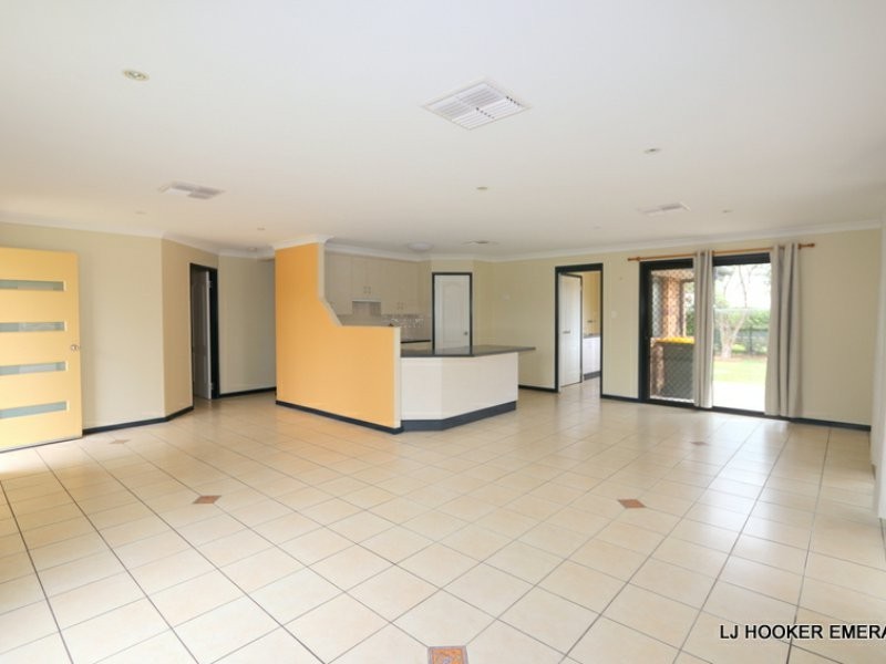 36 Andrews Road, Emerald QLD 4720