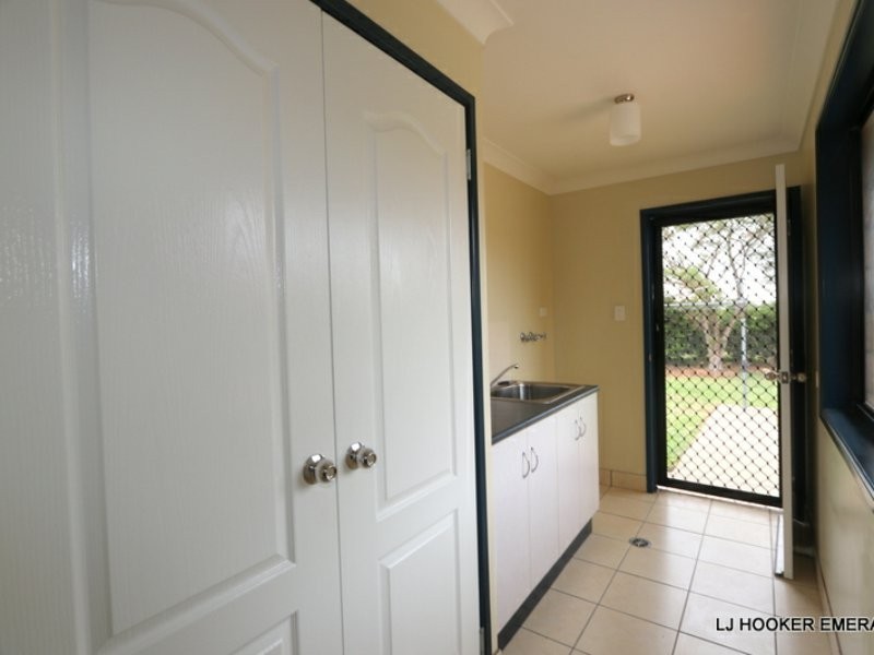 36 Andrews Road, Emerald QLD 4720