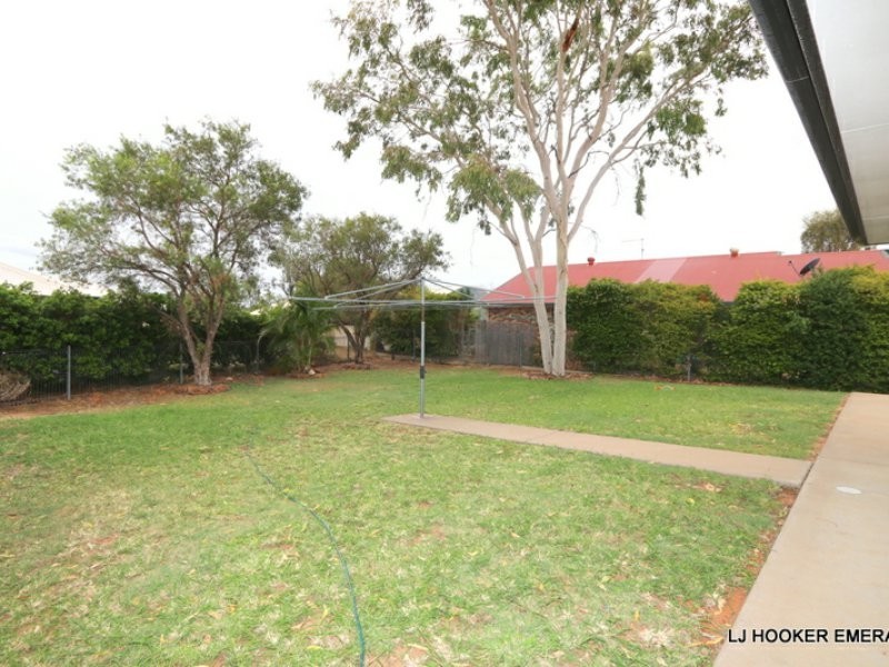 36 Andrews Road, Emerald QLD 4720