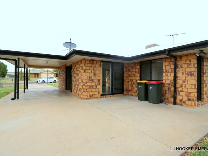36 Andrews Road, Emerald QLD 4720
