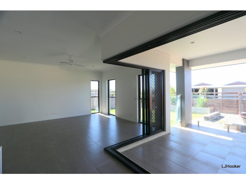 83 Canterbury Road, Emerald QLD 4720