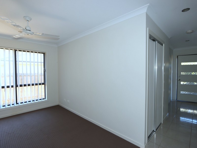 10 Onyx Street, Emerald QLD 4720