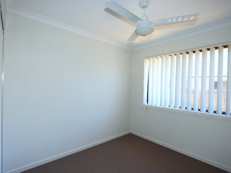 10 Onyx Street, Emerald QLD 4720