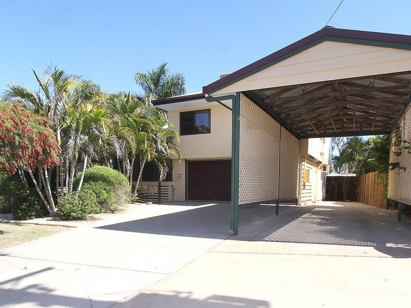 12 Gene Street, Emerald QLD 4720