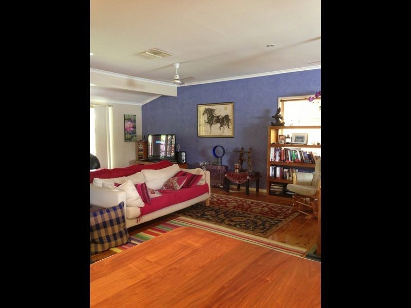 12 Gene Street, Emerald QLD 4720