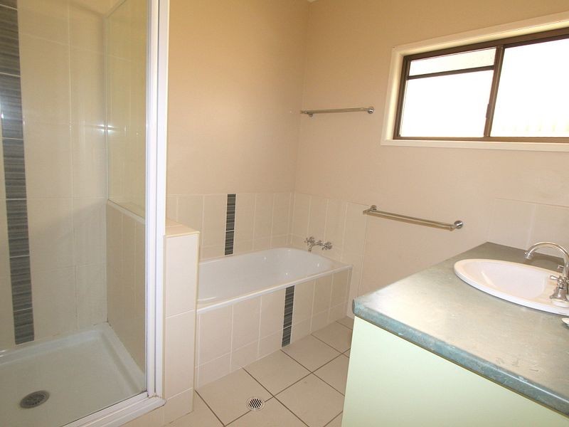 12 Gene Street, Emerald QLD 4720