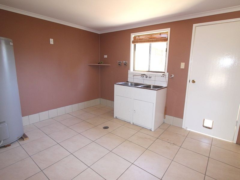 12 Gene Street, Emerald QLD 4720