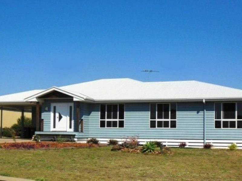 5 Mooney Crescent, Emerald QLD 4720
