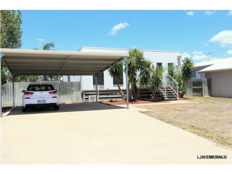 4 Lilly Close, Emerald QLD 4720