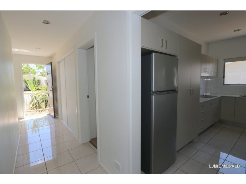 4 Lilly Close, Emerald QLD 4720