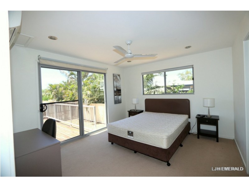 4 Lilly Close, Emerald QLD 4720