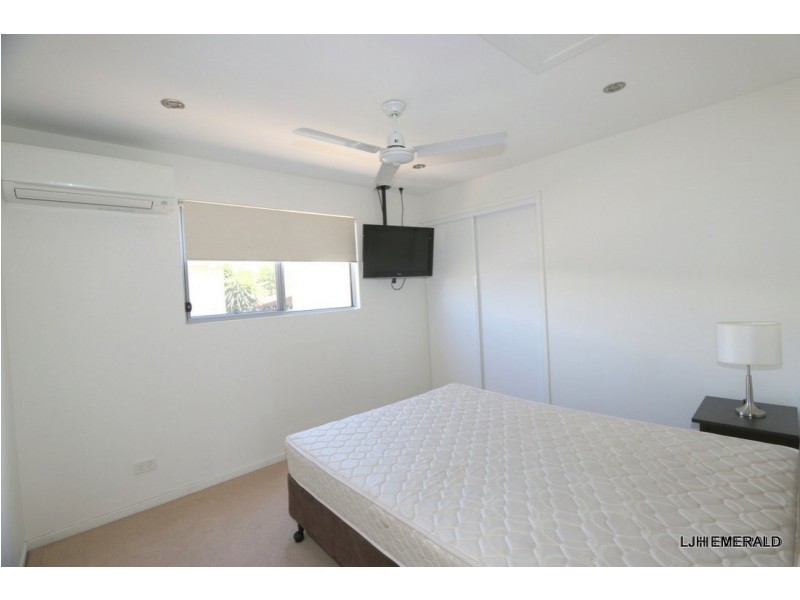 4 Lilly Close, Emerald QLD 4720