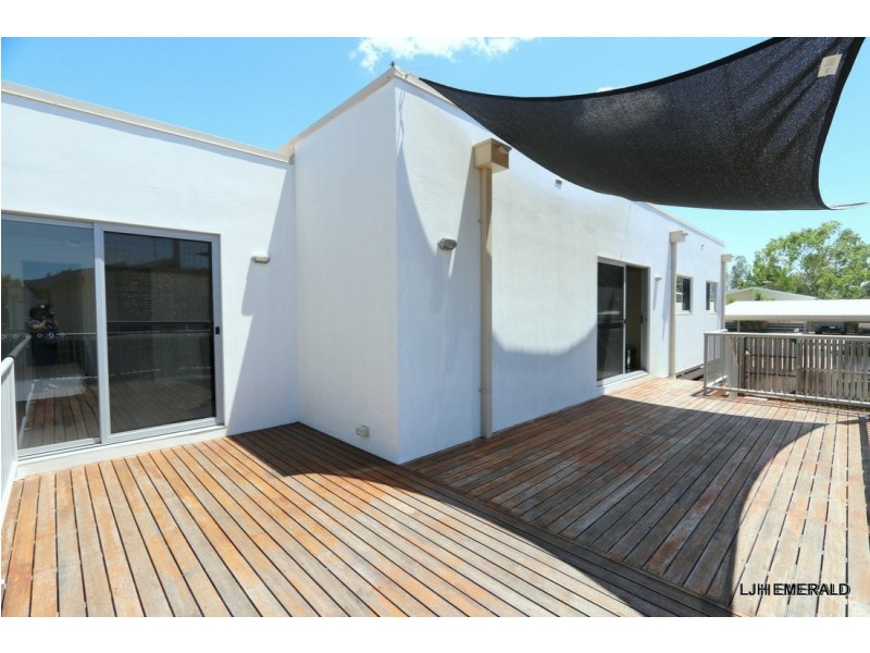 4 Lilly Close, Emerald QLD 4720