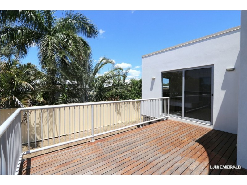 4 Lilly Close, Emerald QLD 4720