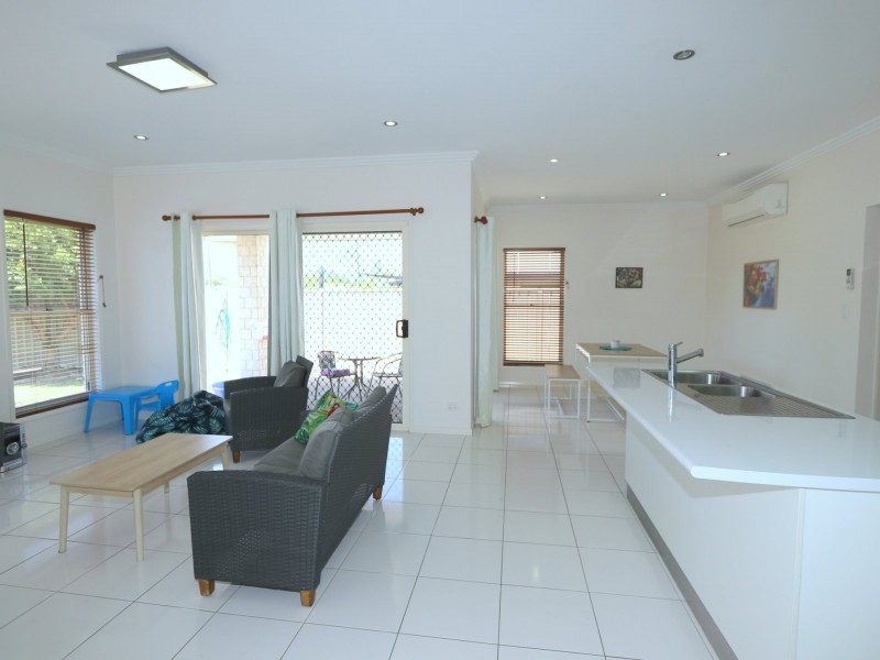 1/62 Gladstone Street, Emerald QLD 4720