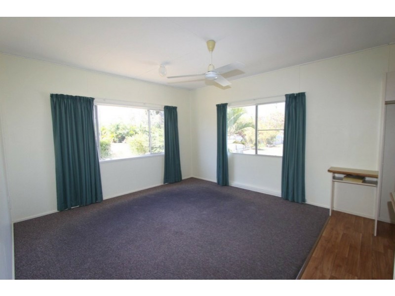 34 Campbell Street, Emerald QLD 4720