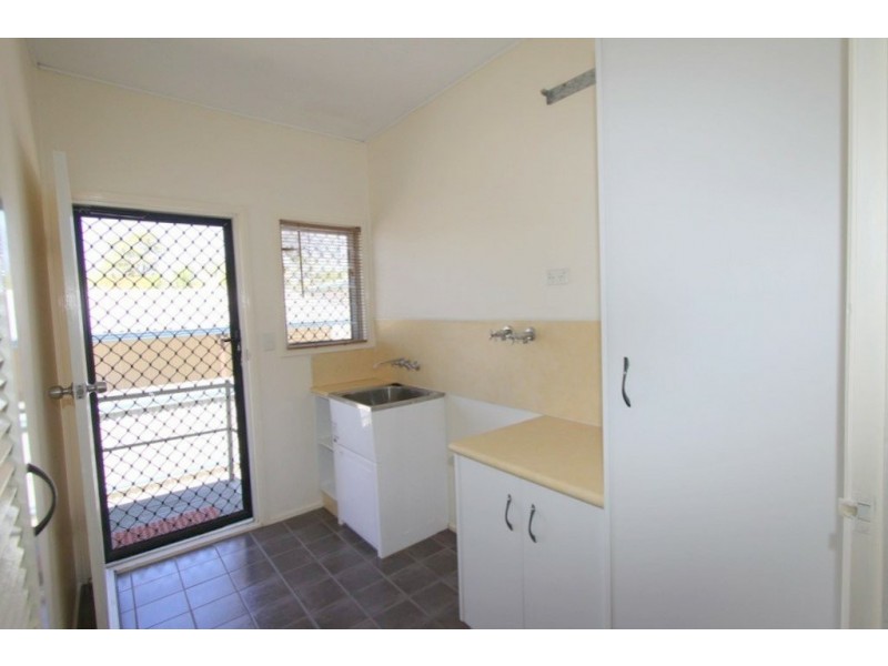 34 Campbell Street, Emerald QLD 4720