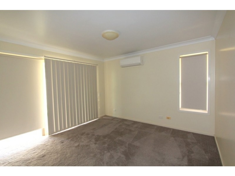 10 Chalmers Street, Emerald QLD 4720