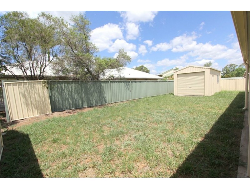 10 Chalmers Street, Emerald QLD 4720