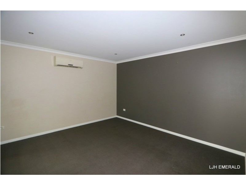 5 Moriarty Street, Emerald QLD 4720